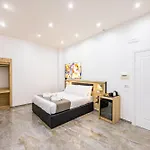 Sant'angelo Station Hotel