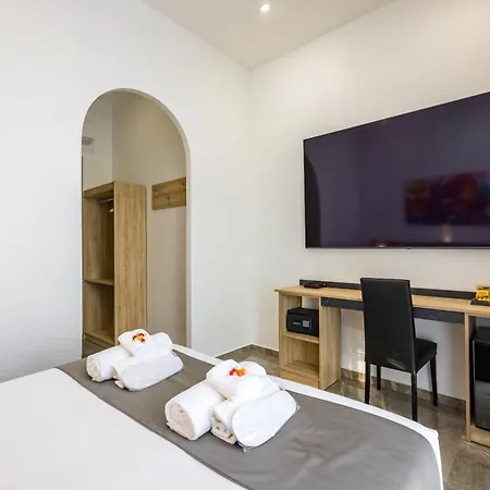Hotel Sant'angelo Station