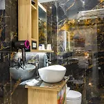 Hotell Sant'angelo Station 4*