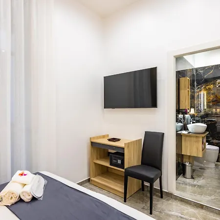 Sant'angelo Station Hotel