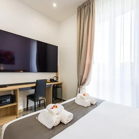 Sant'angelo Station 4* Napels