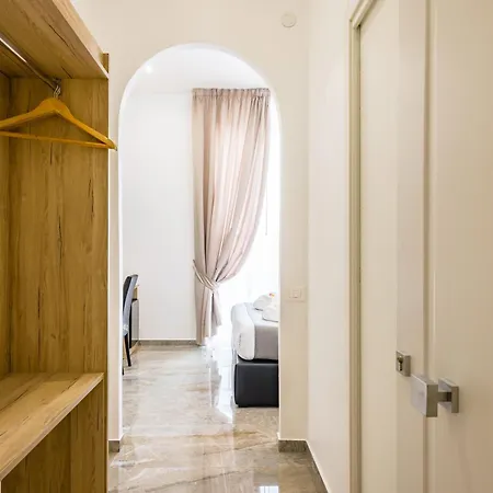 Hotel Sant'angelo Station