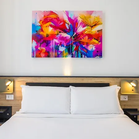 Sant'angelo Station Hotel