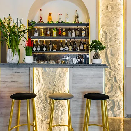 Sant'angelo Station 4* Napels