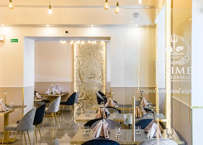 فندق Sant'angelo Station 4*