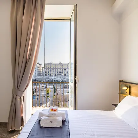 Sant'angelo Station Neapel